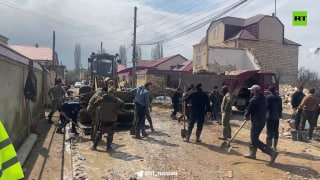 RT и певица Жасмин помогают пострадавшей от потопа семье в Дагестане