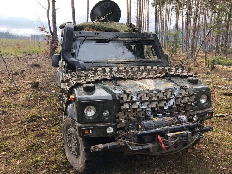 Итальянские бронеавтомобили Iveco LMV «Рысь» замечены в зоне СВО