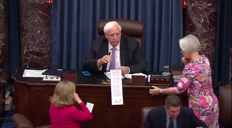 Сенат США проголосовал против прекращения продажи оружия Израилю