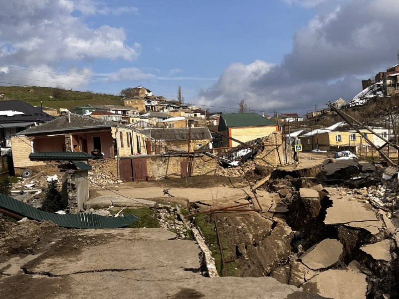 В Дагестане из-за оползней введен режим ЧС: повреждены десятки домов