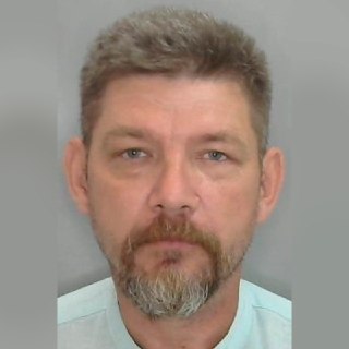 Убийца полицейского из Оренбуржья сбежал на грузовике