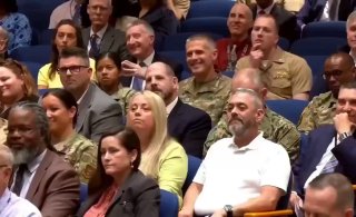 Министр войны США перепутал цитату из Библии с фразой из фильма «Криминальное чтиво»