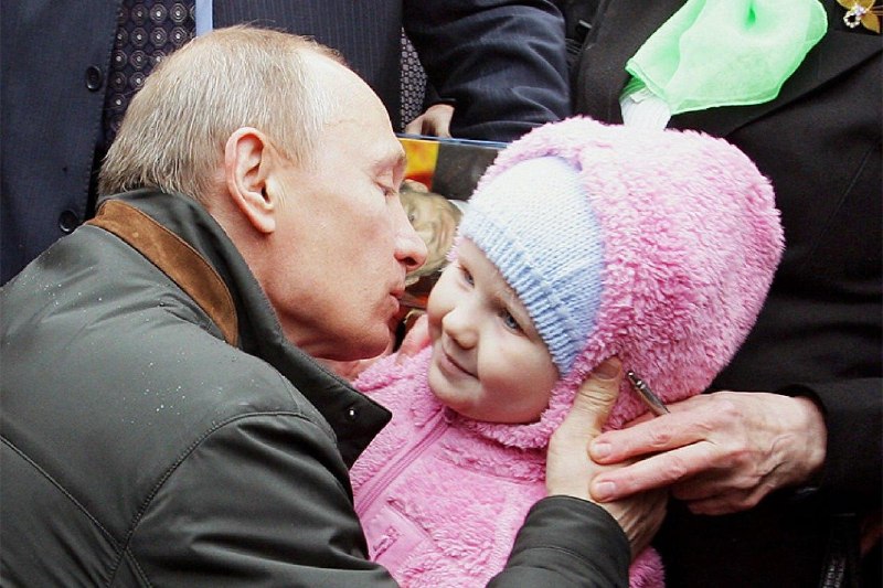 Путин заявил о рекордно низкой младенческой смертности в России
