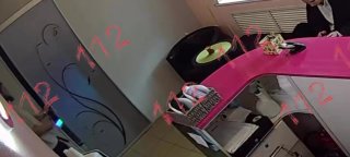 В Ростове мужчина украл белье у девушки в кабинке солярия