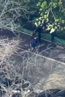 Ирония над поведением полицаев в Киеве после расстрела