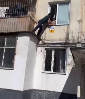 Пенсионер спас ребенка в Казахстане