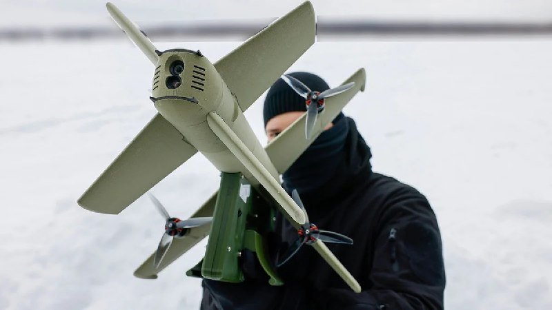 16 млрд рублей на дроны для школ: кто зарабатывает на милитаризации молодежи