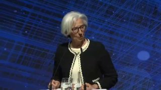 Глава ЕЦБ предупредила о рисках нормирования продовольствия из-за дефицита удобрений