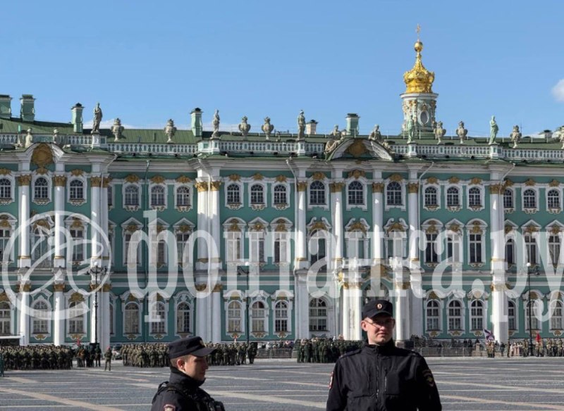 На Дворцовой площади началась репетиция Парада Победы