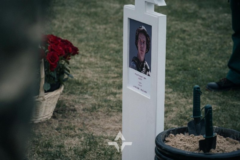 Обыски в «Эксмо», дело Остера и новые задержания в РФ