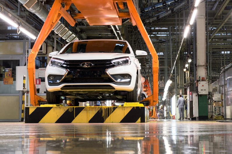 Казахстан планирует резко повысить утилизационный сбор на автомобили из России и Беларуси