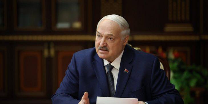 Лукашенко призвал улучшить работу белорусских автошкол