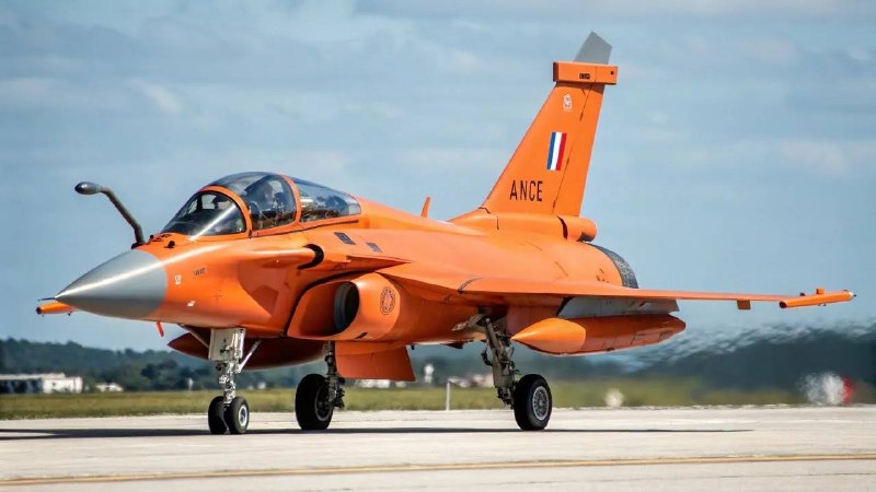 Франция и Польша планируют учения ВВС с ядерными боеголовками над Балтикой