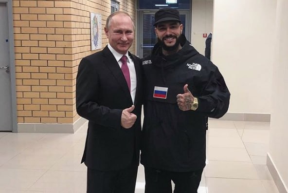 Евросоюз ввел санкции против певца Тимати