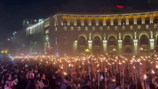 В Ереване проходит факельное шествие в память о жертвах Геноцида армян
