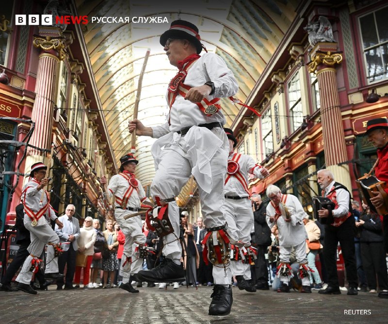 В Лондоне прошли традиционные танцы моррис в честь Дня святого Георгия