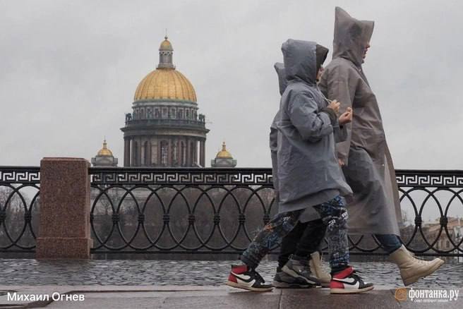 В Санкт-Петербурге ожидаются дожди, мокрый снег и гололедица