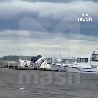 Яхта бывшего волгоградского депутата утонула в реке во время шторма