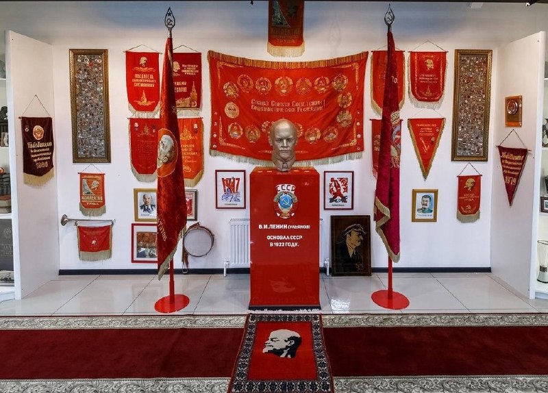 В Совете Федерации предложили возродить Ленинские комнаты в школах