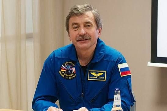 Космонавта Александра Лазуткина госпитализировали в Москве