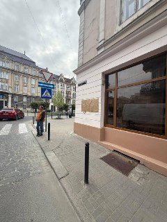 Во Львове сорвали мемориальную доску в честь Джохара Дудаева