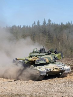 В Норвегии представили новый танк Leopard 2A8NO с комплексом активной защиты Trophy