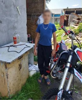 В алтайском селе двое мужчин убили 15-летнего подростка