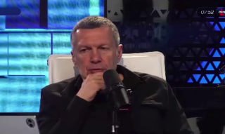 Критика медиаменеджеров за обвинения в адрес сторонников коррекции государственного курса