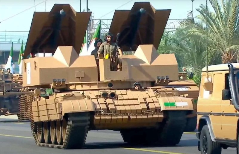 Алжир модернизирует танки Т-62, создавая специализированные машины разминирования