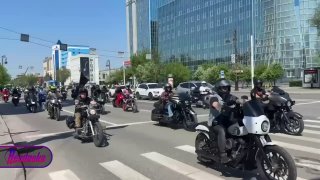 Сотни байкеров выехали на традиционные мотопробеги в российских городах