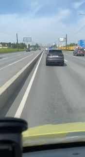 В Петербурге водитель на белорусских номерах блокировал проезд скорой помощи с тяжелым пациентом
