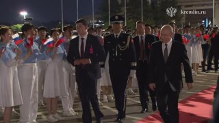 Владимир Путин и Си Цзиньпин подписали 20 совместных документов в рамках визита в Пекин