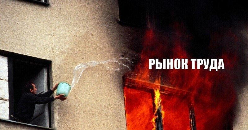 Житель Санкт-Петербурга сменил работу в торговле на позицию оператора станков благодаря переподготовке