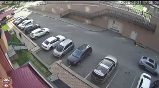 В Абакане машина сбила трёхлетнюю девочку во дворе