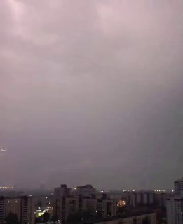 В Санкт-Петербурге прошла первая мощная гроза этого сезона
