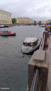 В Санкт-Петербурге произошло частичное затопление пришвартованного катера