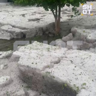В Белгороде устраняют последствия сильнейшего ливня с градом
