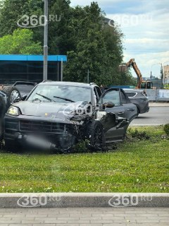 В Москве произошло ДТП с участием футболиста Александра Прудникова