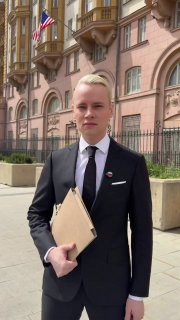 Шаман пообещал раскрыть «секретную папку» и назвать фамилии тех, кто хотел его заставить молчать