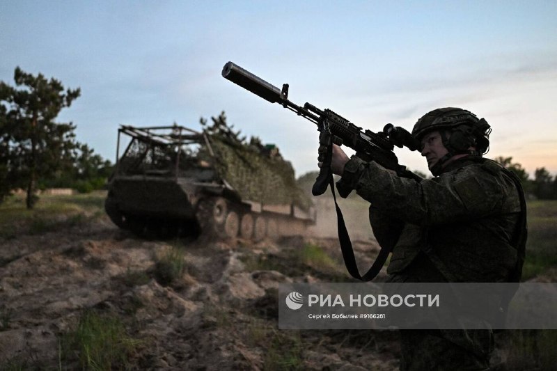 Кадры боевой работы пункта воздушного наблюдения на Краснолиманском направлении