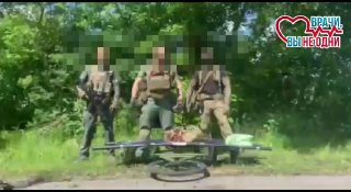 Волонтеры передали моноколесо для эвакуации раненых бойцов