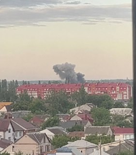 Атака на авиационный ремонтный завод в Таганроге: две женщины получили ранения