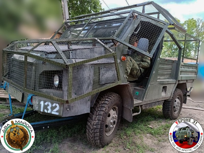 Представлен первый экземпляр новой машины переднего края «Улан-2» с антидроновой защитой