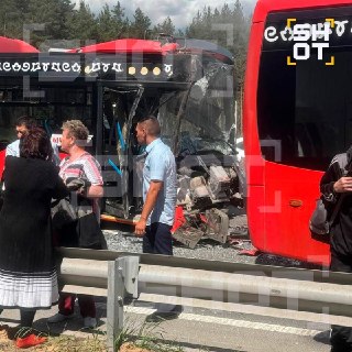 В Казани при столкновении двух автобусов пострадали 12 человек, в том числе 4 ребенка