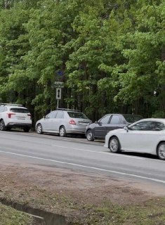 В Песочном ограничили парковку у онкоцентров из-за строительства новой стоянки