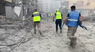 ВВС Израиля продолжают снос города Тир на юге Ливана, сообщается о жертвах