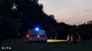 Полиция на 2 автозаках приехала на разгон Хиппятника в «Царицыно»