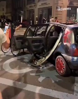 В беспорядках во Франции участвуют мигранты на инвалидных колясках