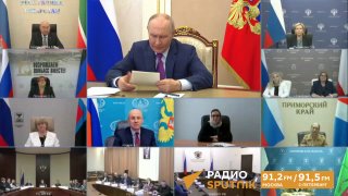 Путин призвал федеральные вузы открыть факультеты русского языка