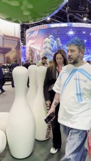 Артемий Лебедев оценил креативные названия напитков на стенде RT на ПМЭФ
